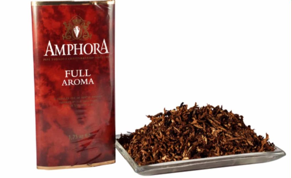 Artisanal tobacco blend with notes of vanilla and spice